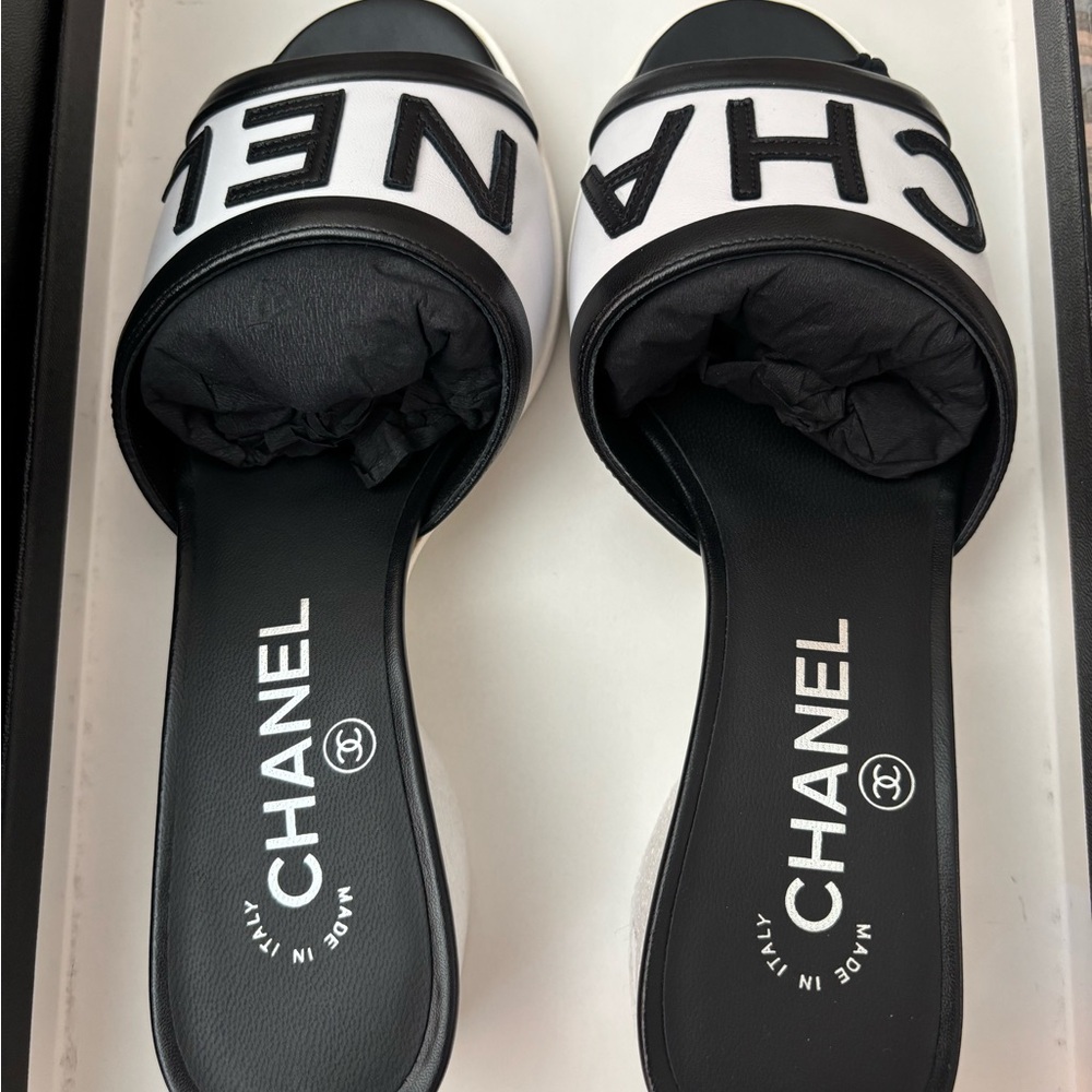 CHANEL Black & White Logo Slide Mules - Picture 3 of 9